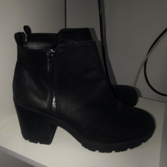 Mix No. 6 Shoes - Chunky Heel Booties Size 10